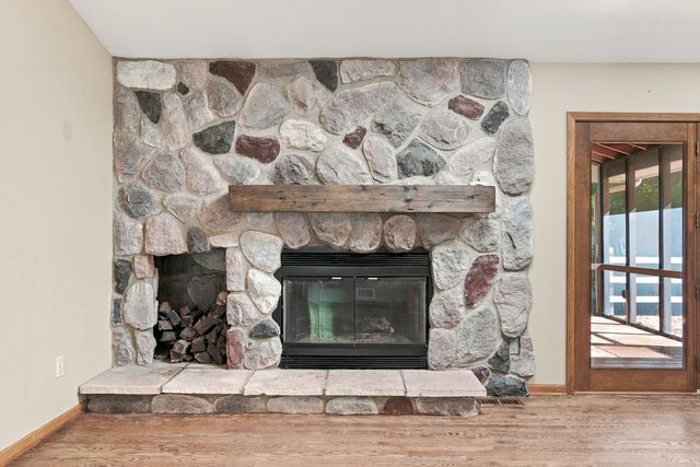 4516 Hillside Court, Crystal Lake, IL 60012
