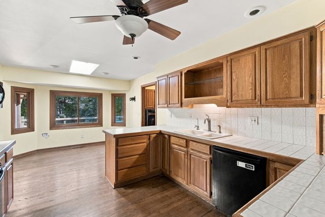 4516 Hillside Court, Crystal Lake, IL 60012