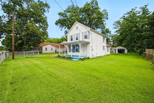 826 Pecan Point Rd RD, Norfolk, VA 23502