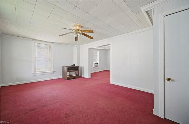 826 Pecan Point Rd RD, Norfolk, VA 23502