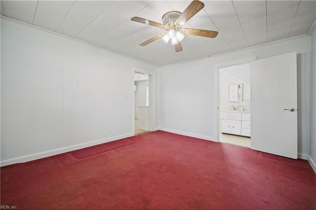 826 Pecan Point Rd RD, Norfolk, VA 23502