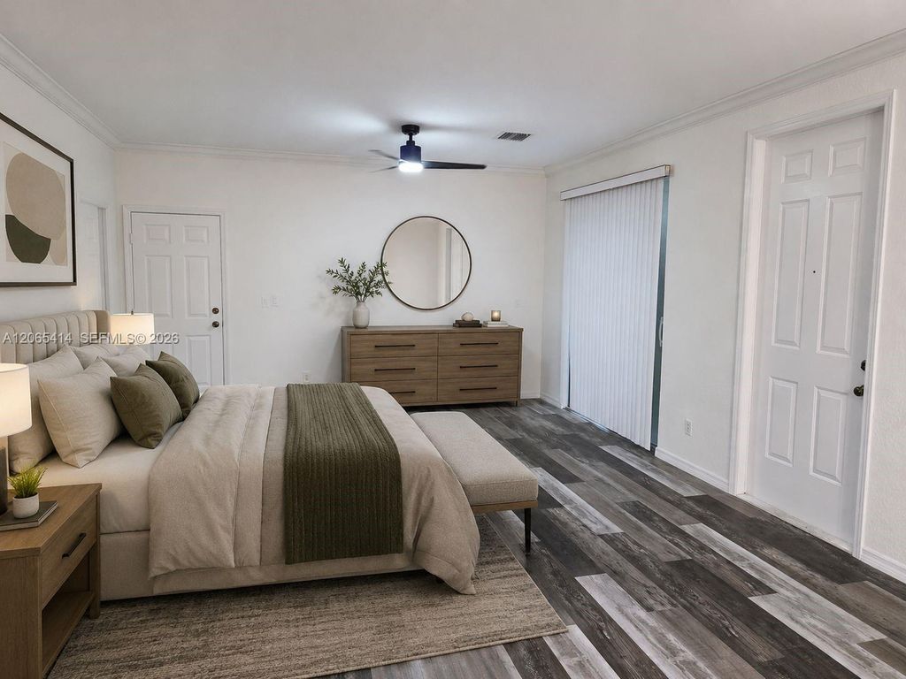 Image 1 of property listing at 2040 SE Avon Park Dr, Port St. Lucie, FL 34952