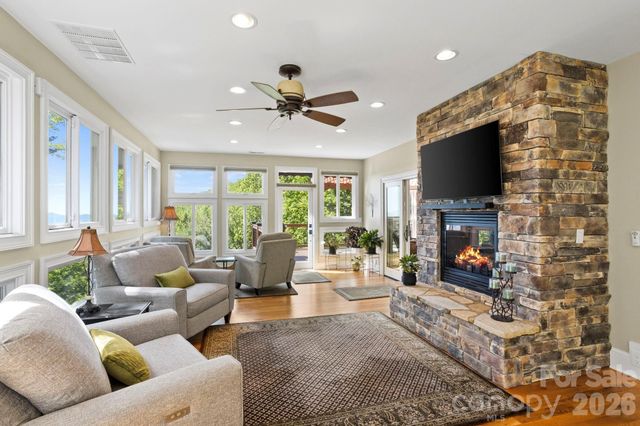 426 Eagle Ridge Road, Zirconia, NC 28790
