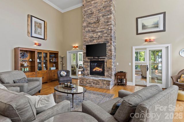 426 Eagle Ridge Road, Zirconia, NC 28790