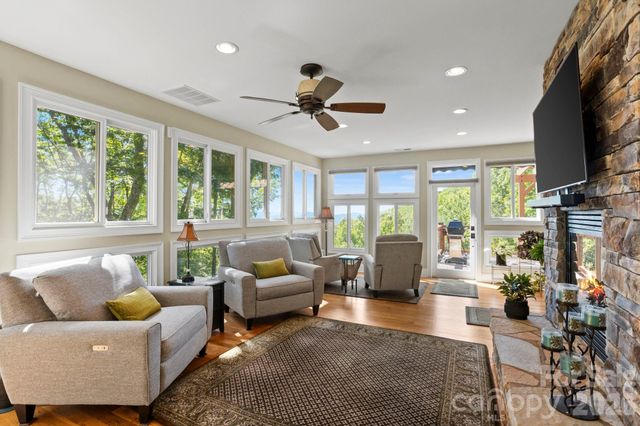 426 Eagle Ridge Road, Zirconia, NC 28790