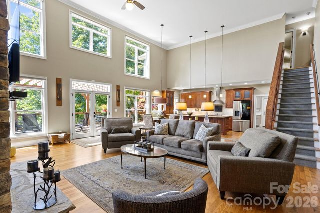 426 Eagle Ridge Road, Zirconia, NC 28790