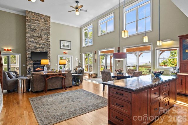 426 Eagle Ridge Road, Zirconia, NC 28790