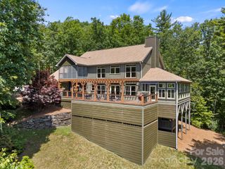 426 Eagle Ridge Road, Zirconia, NC 28790