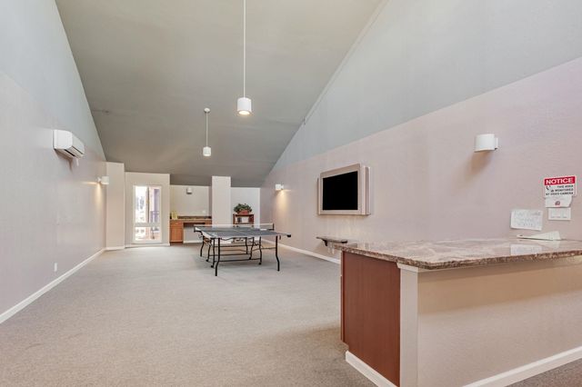 8975 8975 Alcosta 104, San Ramon, CA 94583