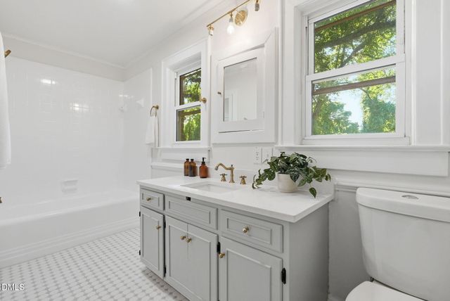 1424 Carthage Street, Sanford, NC 27330