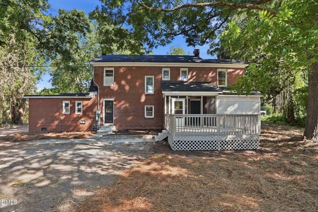 1424 Carthage Street, Sanford, NC 27330