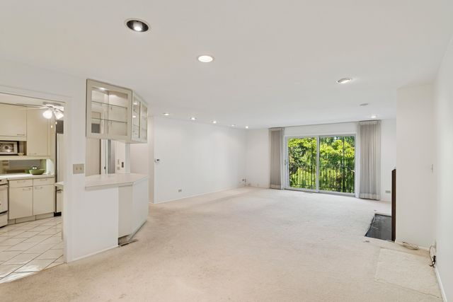 1250 Park Avenue 435, Highland Park, IL 60035