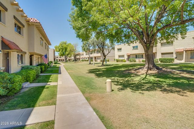 6961 E OSBORN Road D, Scottsdale, AZ 85251