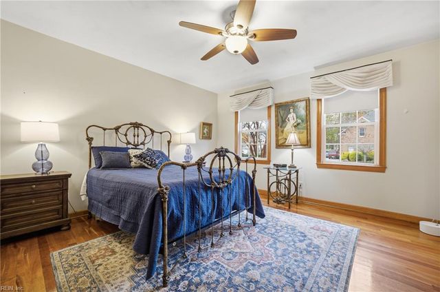 844 Greenfield LN, Chesapeake, VA 23322