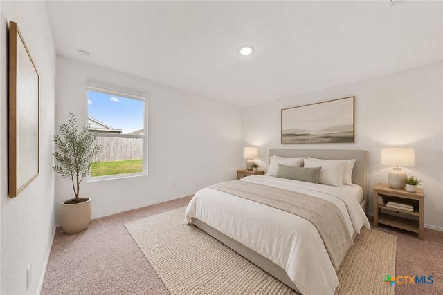 9248 James Bowie, Seguin, TX 78155