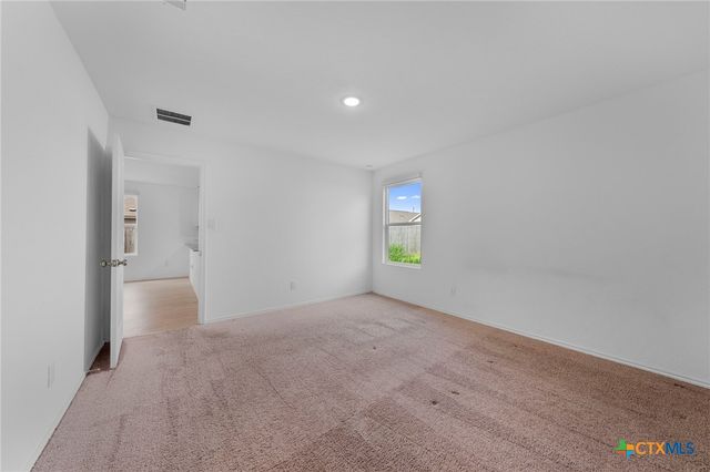 9248 James Bowie, Seguin, TX 78155