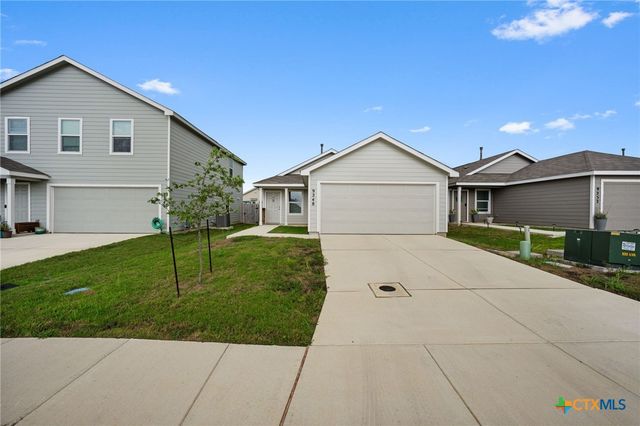 9248 James Bowie, Seguin, TX 78155