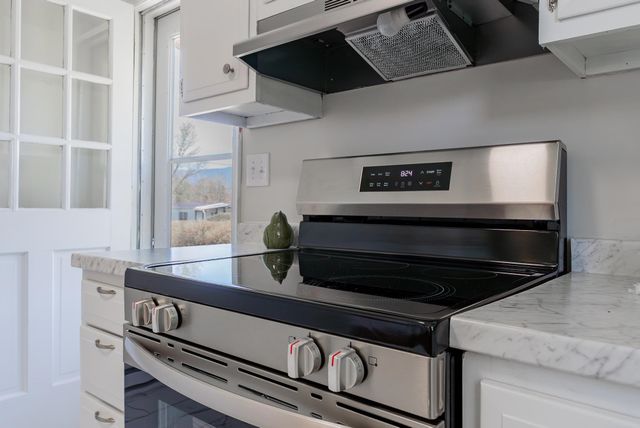 329 DUTCH LN, Mt Jackson, VA 22842