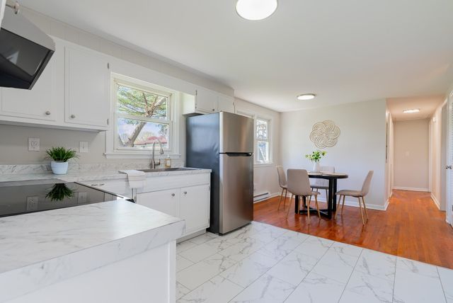 329 DUTCH LN, Mt Jackson, VA 22842