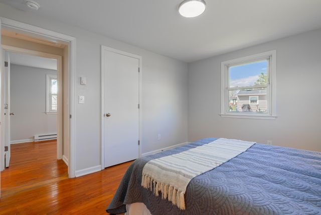 329 DUTCH LN, Mt Jackson, VA 22842
