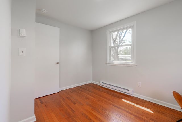 329 DUTCH LN, Mt Jackson, VA 22842