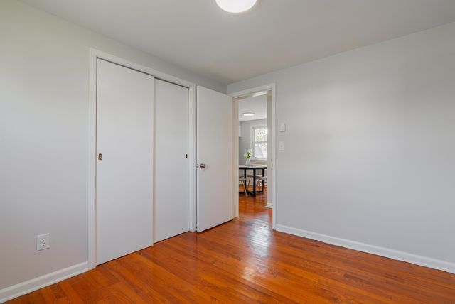 329 DUTCH LN, Mt Jackson, VA 22842