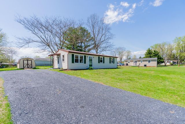 329 DUTCH LN, Mt Jackson, VA 22842
