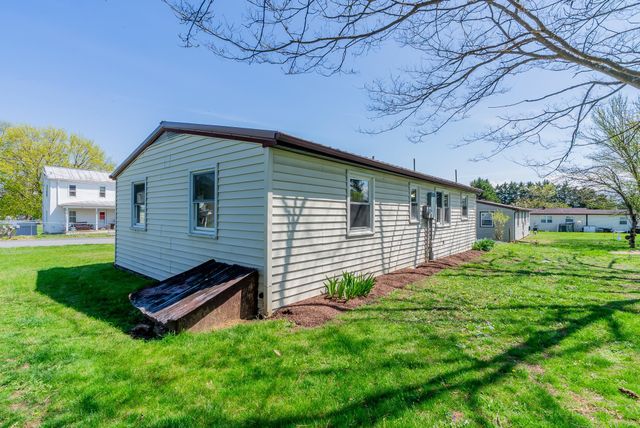329 DUTCH LN, Mt Jackson, VA 22842