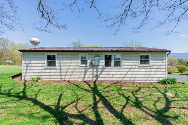 329 DUTCH LN, Mt Jackson, VA 22842