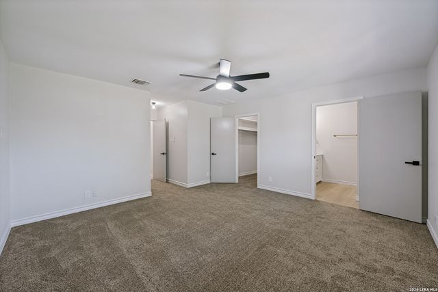 654 Richfield, Windcrest, TX 78239