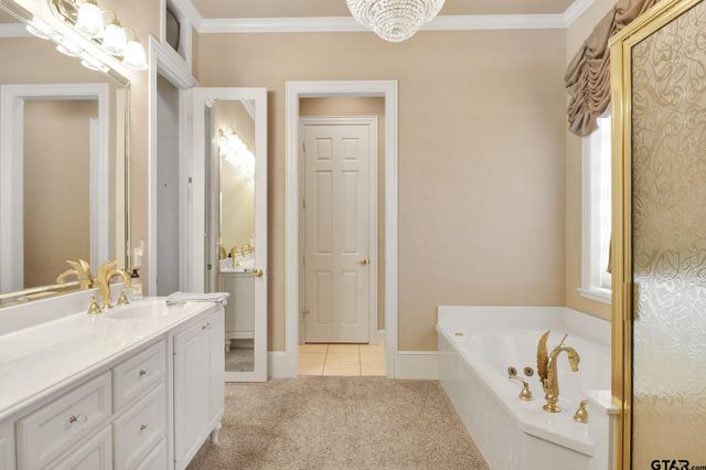 2222 Kennebunk Ln, Tyler, TX 75703