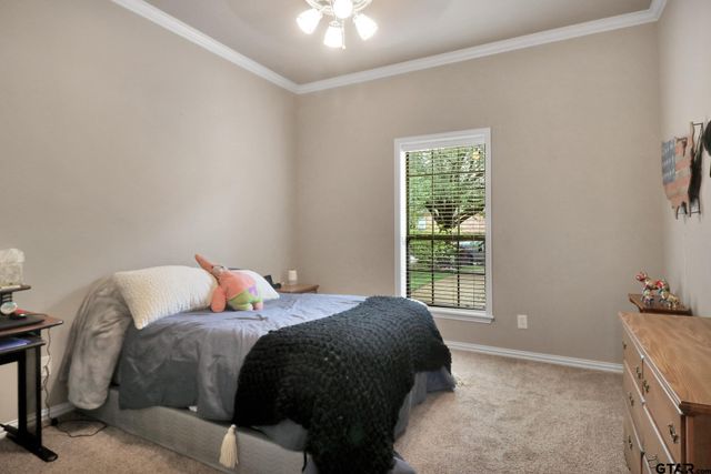 2222 Kennebunk Ln, Tyler, TX 75703
