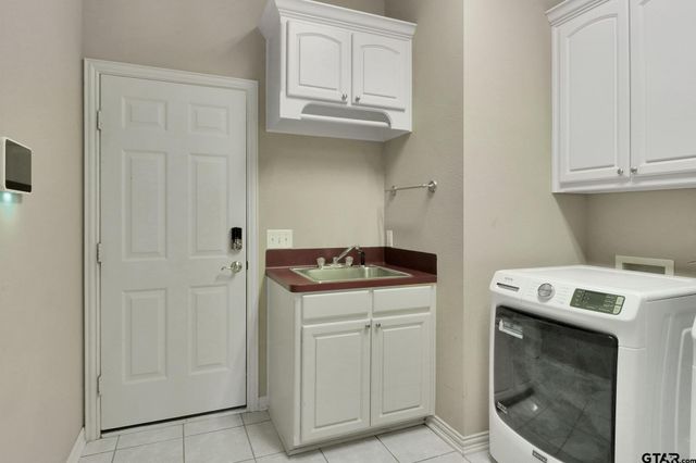 2222 Kennebunk Ln, Tyler, TX 75703