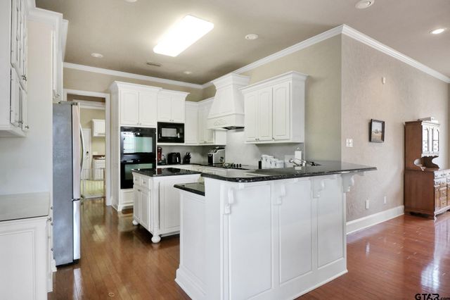2222 Kennebunk Ln, Tyler, TX 75703