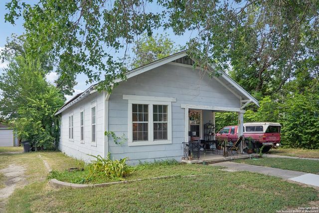 1015 W Elsmere, San Antonio, TX 78201