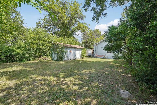 1015 W Elsmere, San Antonio, TX 78201