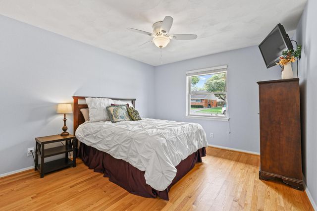 10432 Chesterton Drive, Dallas, TX 75238
