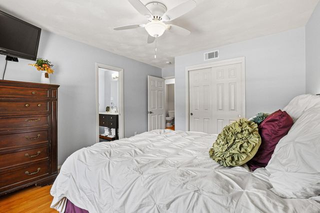 10432 Chesterton Drive, Dallas, TX 75238