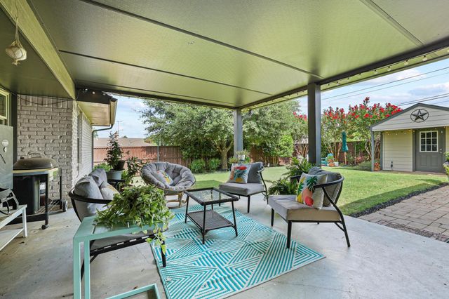10432 Chesterton Drive, Dallas, TX 75238