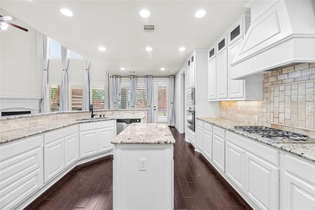 2822 Juniper Pines Lane, Katy, TX 77494