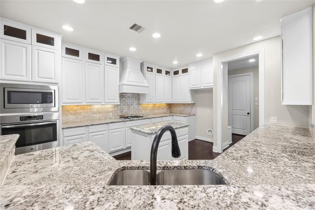 2822 Juniper Pines Lane, Katy, TX 77494