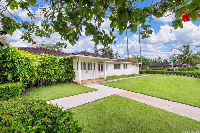 138 Kailuana Place, Kailua, HI 96734