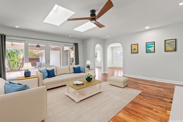 138 Kailuana Place, Kailua, HI 96734