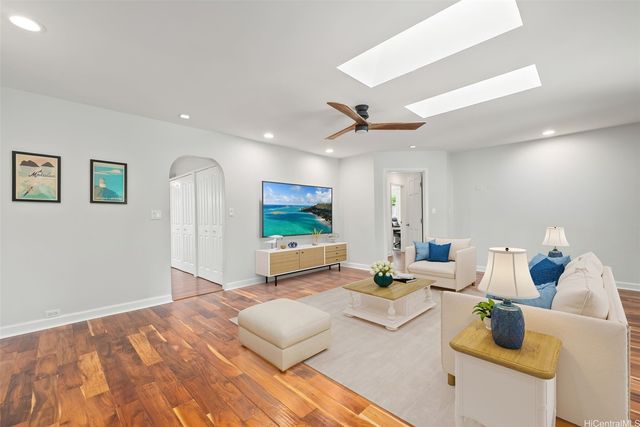 138 Kailuana Place, Kailua, HI 96734