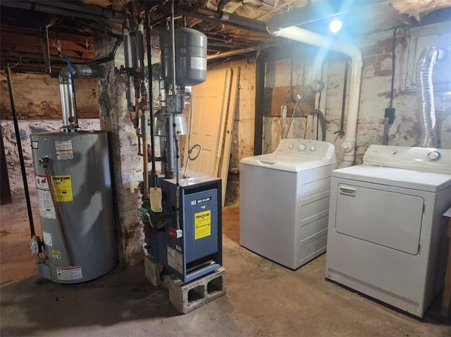 164 Morris Avenue, Pawtucket, RI 02860