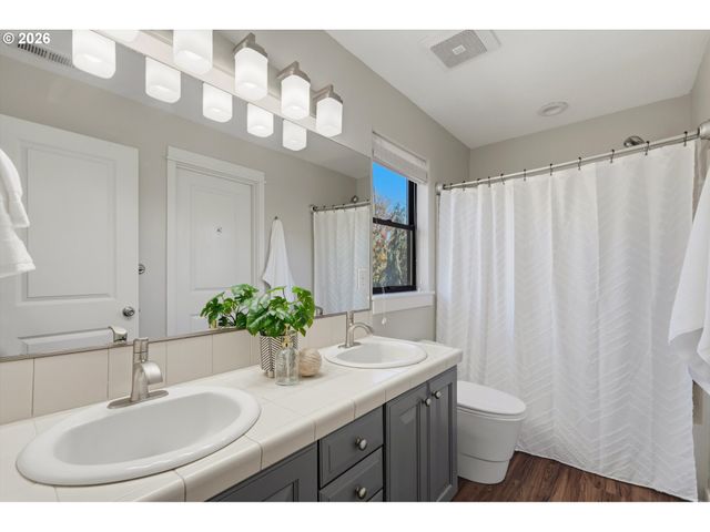 18159 Sw HANDLEY St, Sherwood, OR 97140