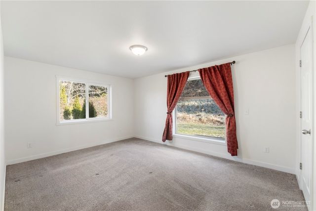 31326 SE 360th Place, Enumclaw, WA 98022