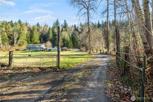 31326 SE 360th Place, Enumclaw, WA 98022