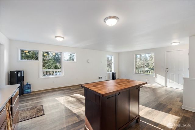 31326 SE 360th Place, Enumclaw, WA 98022