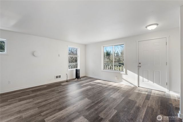 31326 SE 360th Place, Enumclaw, WA 98022